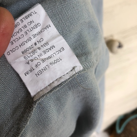 WILLOW linen slate top/Large shell buttons/Nice - Picture 4 of 8